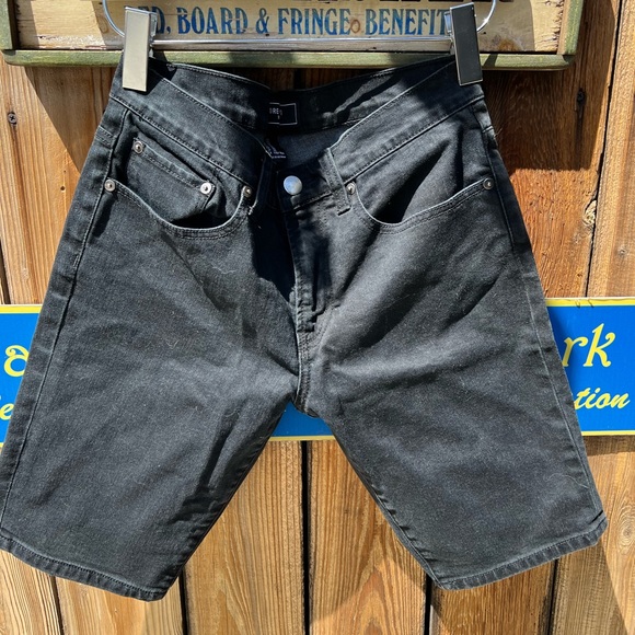 F21 mens shorts size 30 - Picture 2 of 3